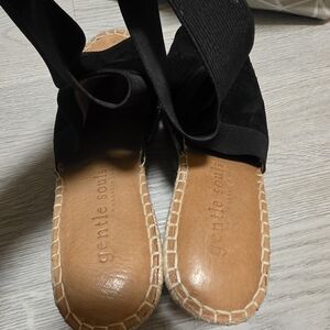 Gentle Souls by Kenneth Cole Colleen Espadrille Wedge Sandals Leather Black Sz 8